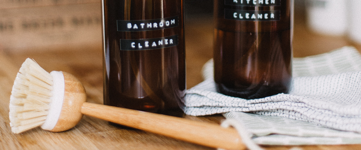 Produits ménagers 101 : Quoi éviter et quelles sont les alternatives naturelles?
