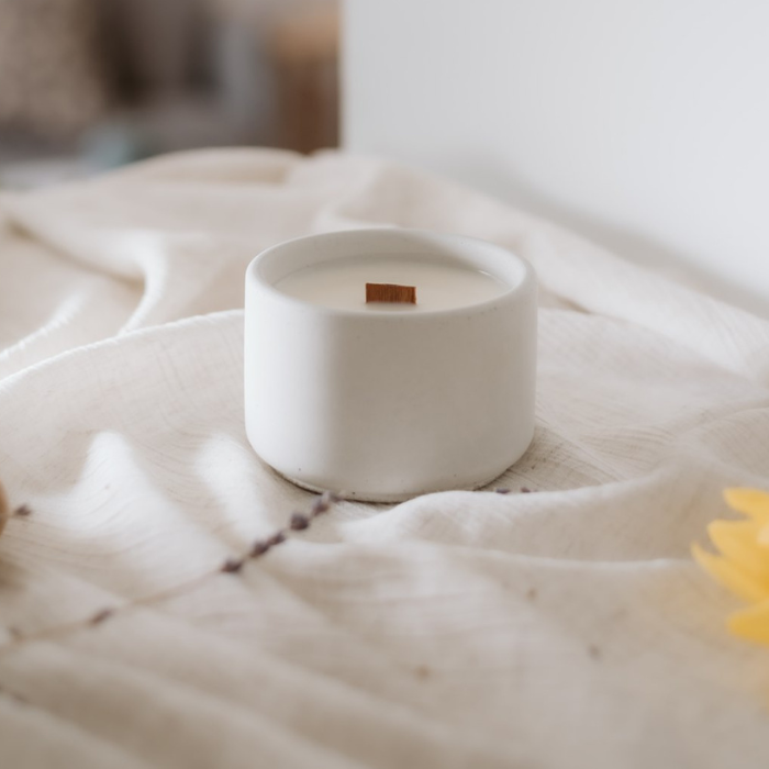 Refillable candle in concrete container - Lavender & Ylang Ylang