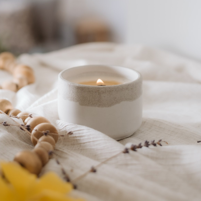 Refillable candle in concrete container - Lavender & Ylang Ylang