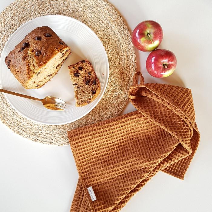 serviette en coton gaufré flora et lin chameau