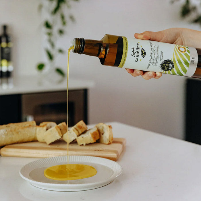 Virgin camelina oil