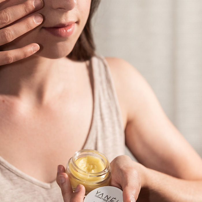 3-in-1 cleansing and make-up removal balm