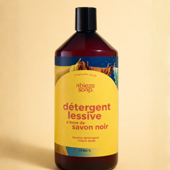 Détergent à lessive à base de savon noir caméline