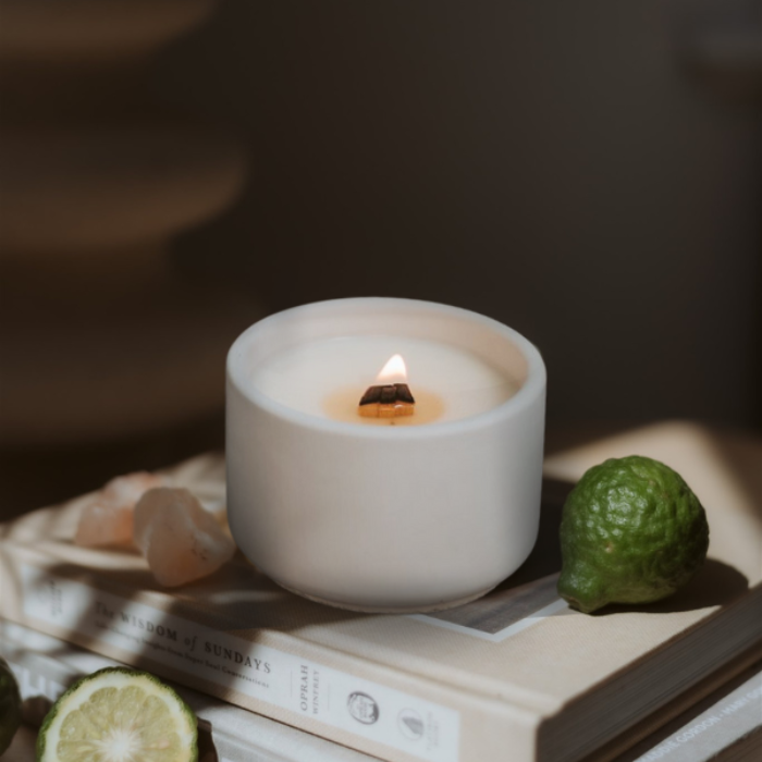 Refillable candle in concrete container - Bergamot & amber
