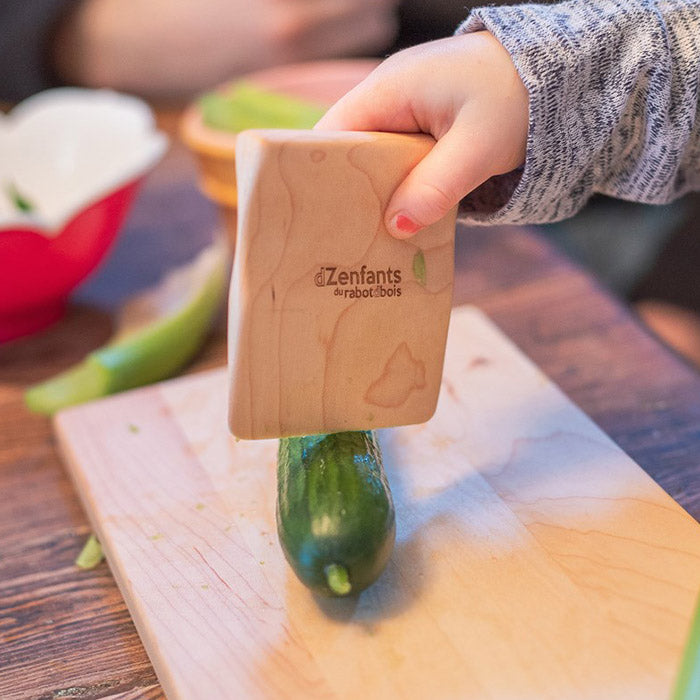 Wooden knife and cutting board set for children